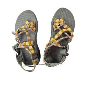 Chaco Cloud Strappy Outdoor Sport Hiking Women's Size 6 Sandals‎ Yellow